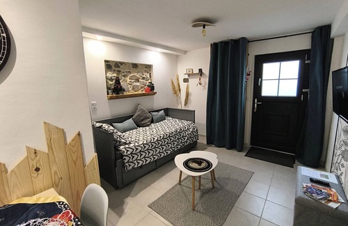 Maraussan Apartment | Pleasant studio