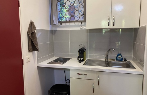 Schoelcher Apartment | Pleasant studio just a stone's throw from the beach