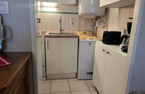 Courtoisville-Sillon-Moka Apartment | Pleasant T2 located 300m from Intra-Muros of Saint-Malo and 100m from the beaches.