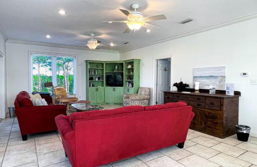 East End House | Pleasant Tides