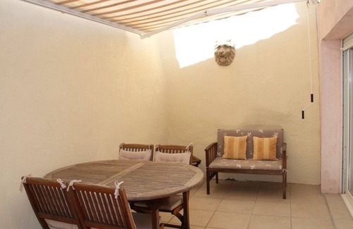 Eyragues House | Pleasant town house