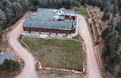 Hot Springs Cabin | Pleasant Triple Room - Room 112