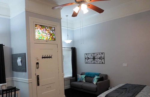 Ashbury Heights Apartment | Pleasant Unit in Prime Area