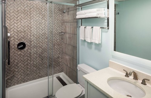 Misquamicut Hotel | Pleasant View Inn