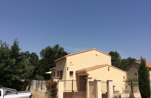 Mormoiron House | Pleasant villa at the foot of the ventoux with pool, near a lake