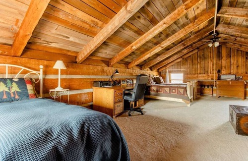 Cottontown Cabin | Please go to/book through The Cabin at Roney Creek Ranch