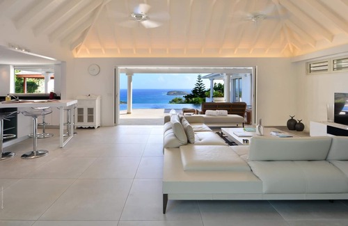 Grand Cul-de-Sac Villa | Please Inquire Before Booking – Luxury Villa