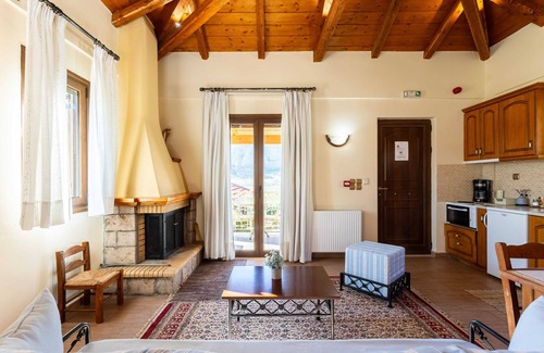 Kylini Apartment | Pleiades Bright Jewel - Corinthos Pool Bliss