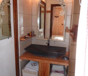 Brides-les-Bains Apartment | PLEIN SOLEIL appartement avec GARAGE pour SKI TROIS VALLEES et CURE THERMALE
