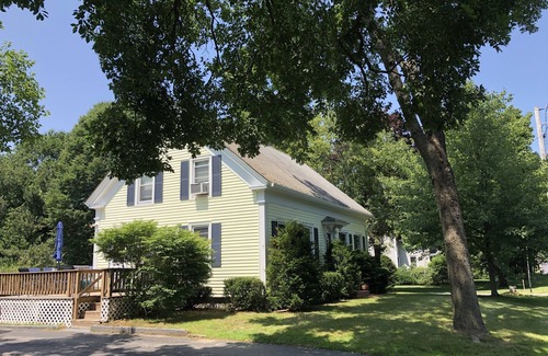 Kennebunkport House | Plenty of Space and a Short Stroll to Dock Square