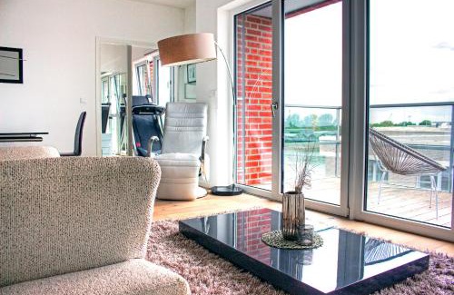 Uberseestadt Apartment | Plenus Cloudloft River