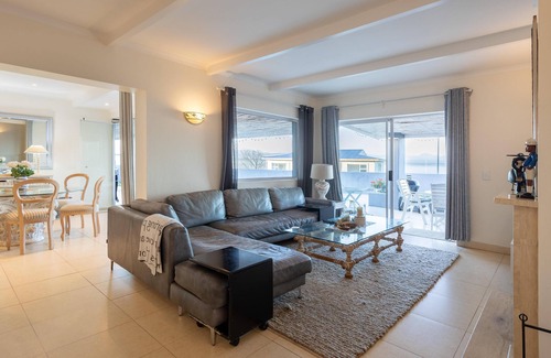 Plettenberg Bay Villa | Plettenberg Bay 4-Bedroom Oasis with Pool & Braai