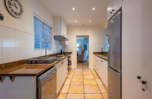 Plettenberg Bay Villa | Plettenberg Bay 4-Bedroom Oasis with Pool & Braai