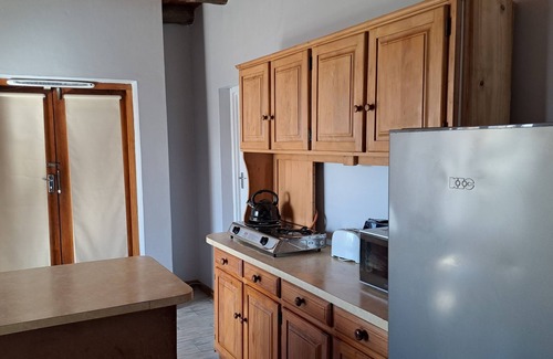 Struisbaai House | Plottie Self-catering