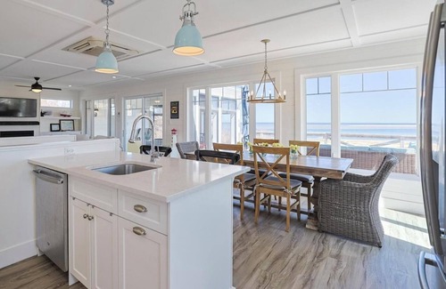 Morell Cottage | Plover Dunes: Modern, family/golf beachfront retreat on breathtaking P.E.I.