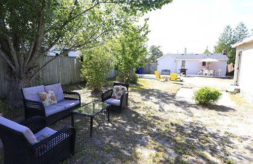 Wasaga Beach Cottage | Plovers Cove Cottage - Wasaga Beach