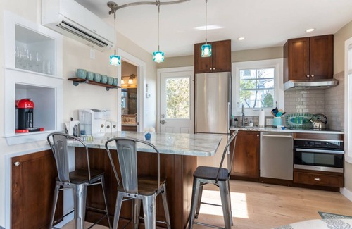 Newburyport House | Plovers Nest: Stay in the Heart of Newburyport During Yankee Homecoming Festivities!