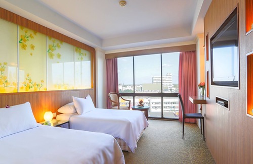 Mukdahan Hotel | Ploy Palace Hotel