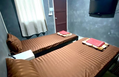 Amphawa House | Ploynam Homestay