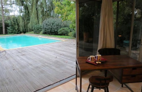 Saint-Cyr-au-Mont-d'Or Bed & Breakfast | Plum'Art