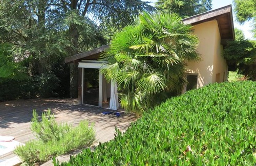 Saint-Cyr-au-Mont-d'Or Bed & Breakfast | Plum'Art