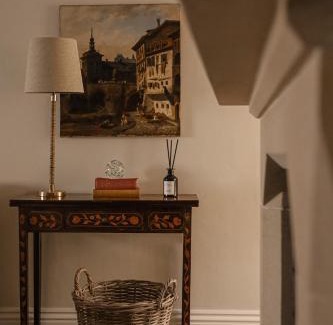 Bray on Thames House | Plum Bray
