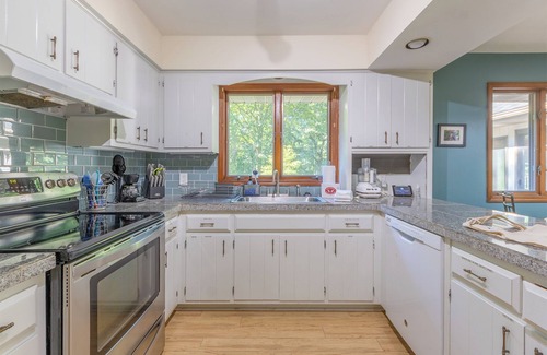 Fennville House | Plum Creek - Large home with 2 kitchens close to Pier Cove!