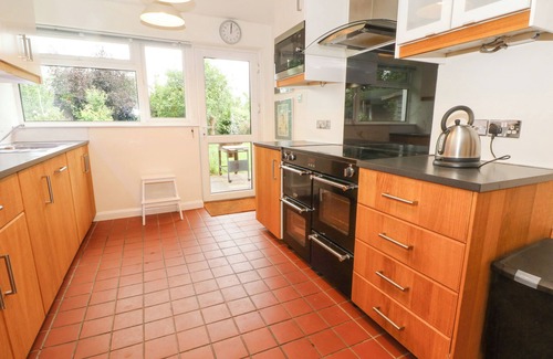 Longford Cottage | Plum Hill