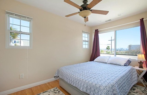Point Loma Apartment | Plum Summer Unit B