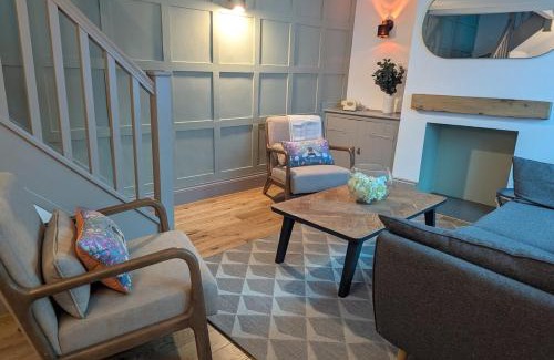 Kneesall House | Plumtree Cottage