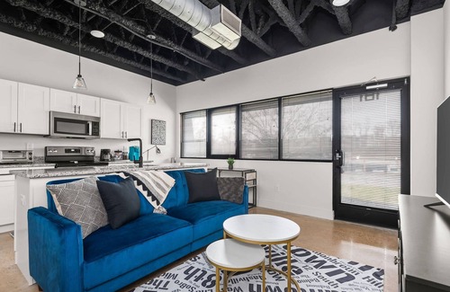 Nashville Condo | Plus One - Pet Friendly ~ Unique Reclaimed Commercial Space ~ 8 Min to Downtown