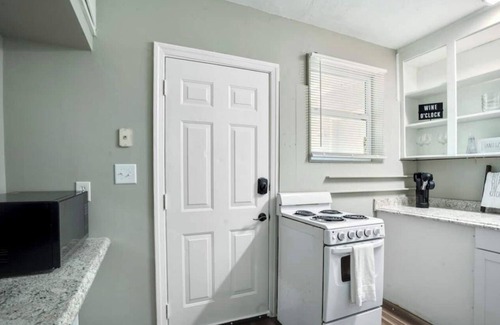 Chapel Ridge House | Plush, Private, Modern and Minutes from Campus