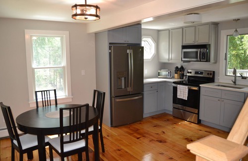 Cedar Bushes House | Plymouth Home, Pond and Private Beach Access