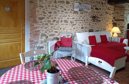 Saint-Ceneri-le-Gerei Other | Pmr cottage in the typical stone farmhouse in one of the most beautiful villages in France