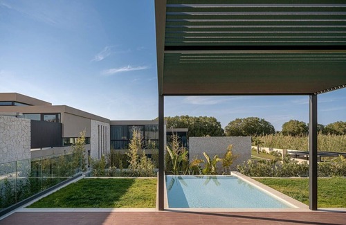 Tavronitis Villa | Pnoe Seafront Experience | Villa Lithos