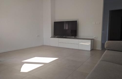 Brda House | Počitniška hiša Hum