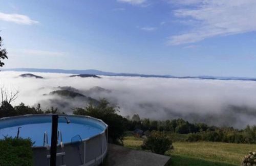 Bostanj Apartment | Počitniška hiša Perme
