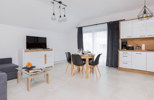 Debki Apartment | Południowa Przystań 2 | Garden | Parking