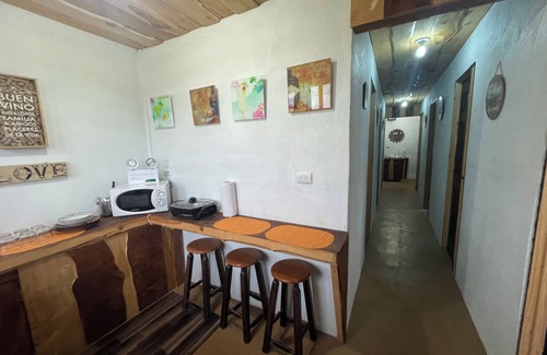 Fraijanes Hotel | Poas Volcano Rooms