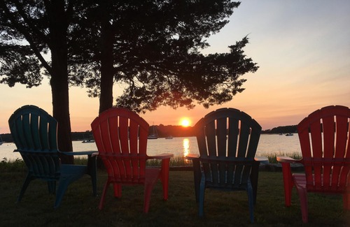 Pocasset House | Pocasset Harborfront Family Home Barlow's Landing - Tax Free