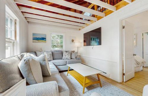 Cataumet House | Pocasset Heights Hideaway