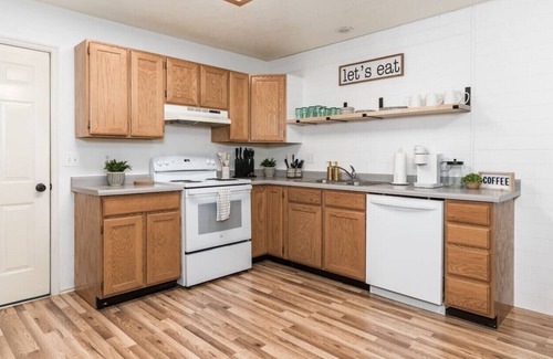 Pocatello House | Pocatello Gatecity Getaway