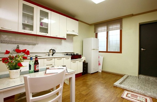 Pocheon House | Pocheon Yeohaeng Sketch Pension