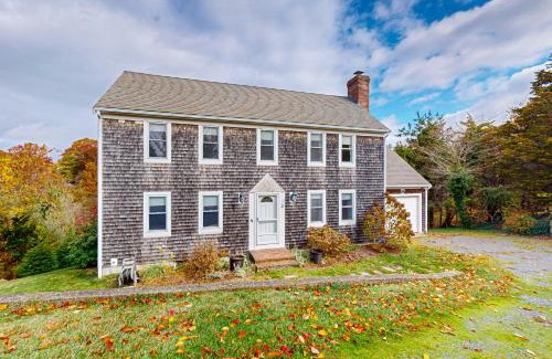 East Orleans House | Pochet Escape