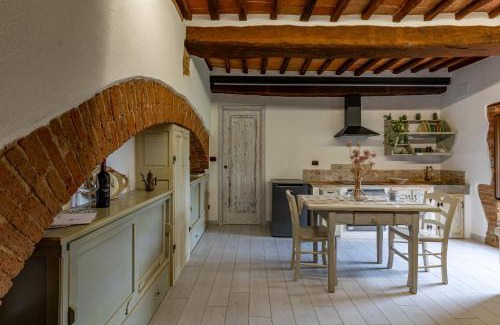Monteroni d'Arbia Apartment | Pociano 1863 - Country House with Stunning view of Siena