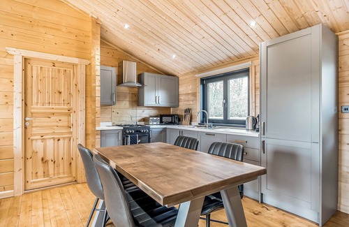 Driffield Ski Chalet | Pockthorpe Lodge (Pet)