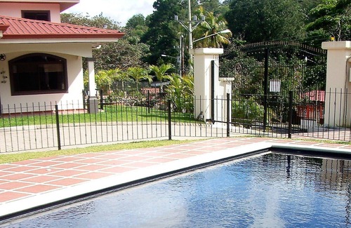 Garabito House | Poco Cielo Estates One Bedroom Bungalow with Pool