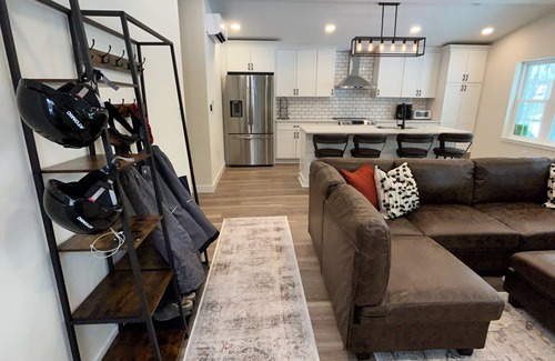 Albrightsville House | Pocono Bungalow - Walk to Lake or Short Drive to Ski Resorts and Pocono Raceway!