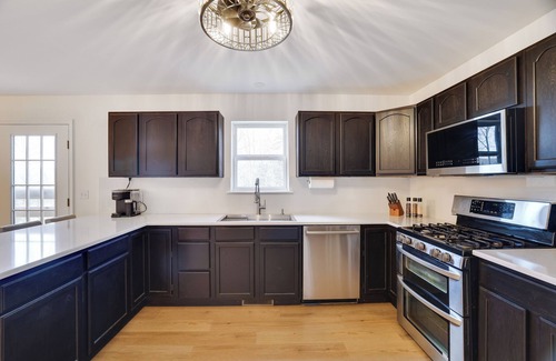 Cresco House | Poconos Family Retreat: 4BR, Sleeps 14, Pool & More