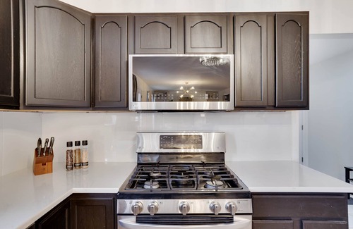 Cresco House | Poconos Family Retreat: 4BR, Sleeps 14, Pool & More